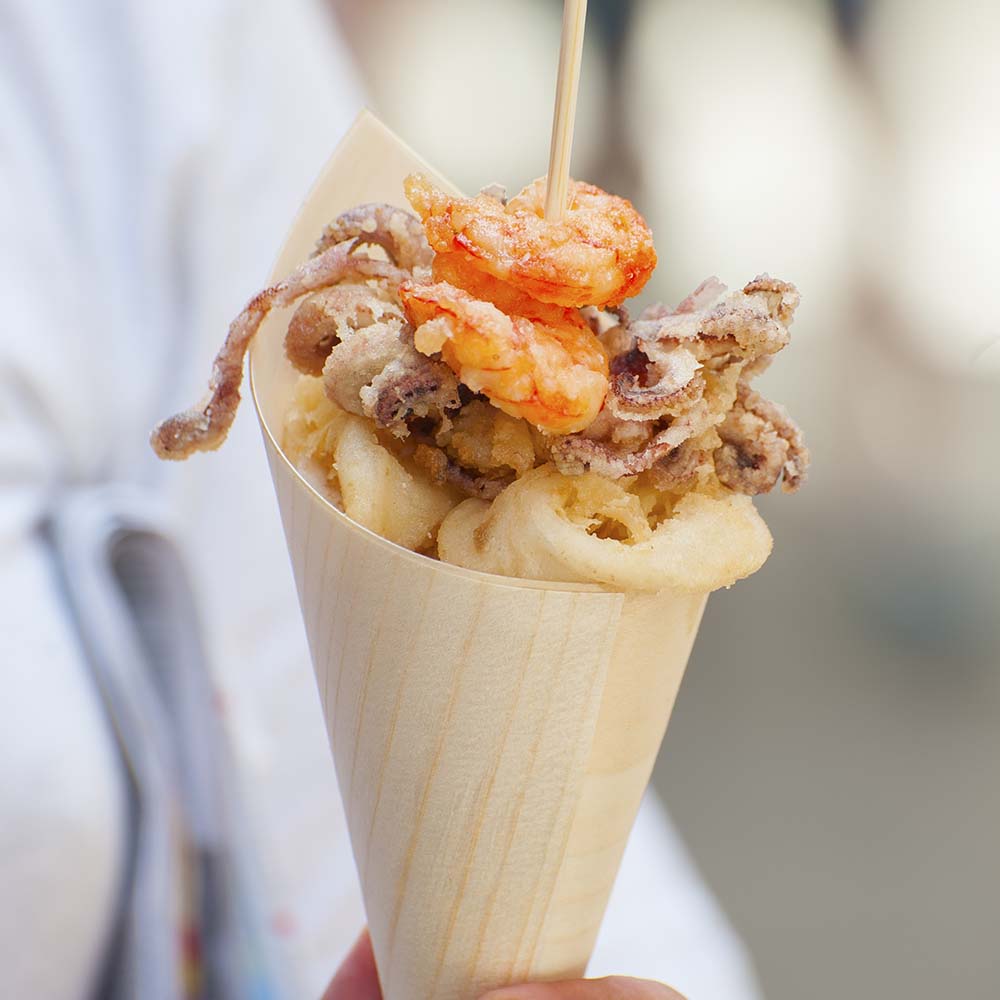 seafood-fried-street-food-PPDHMMN.jpg